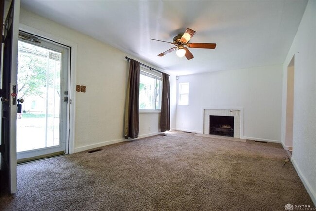 Photo - 512 Carrlands Dr