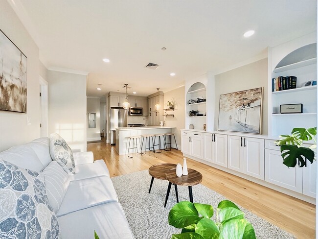 Building Photo - 30 Polk St Unit 408