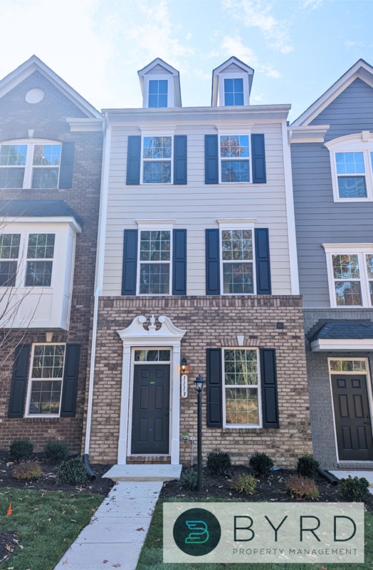 Building Photo - 1113 Ewing Pk Lp