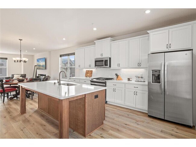 Photo - 13565 Territorial Cir N