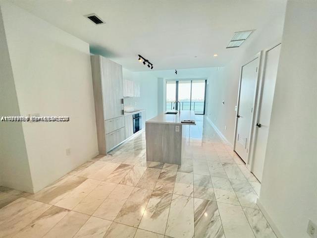 Photo - 480 NE 31st St Unit 902