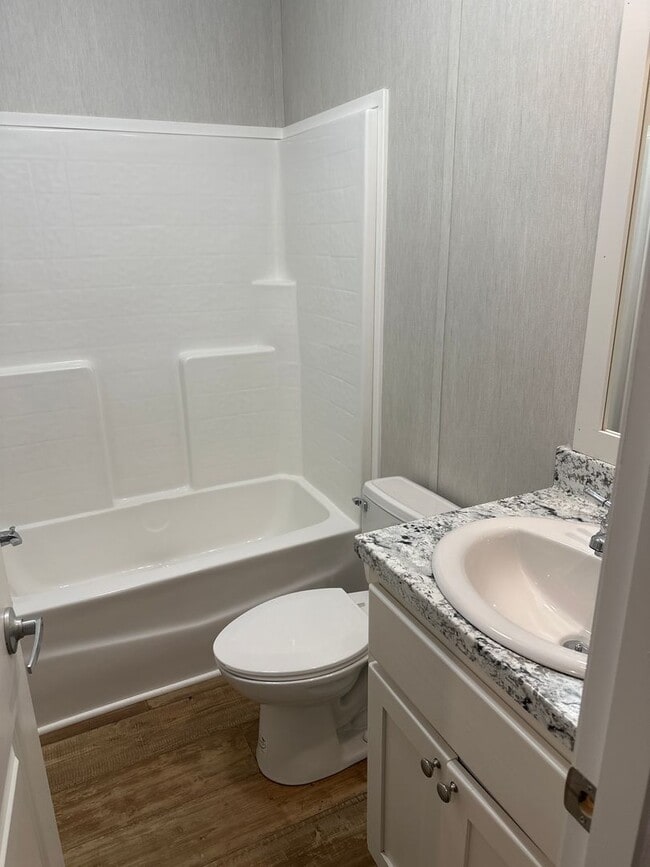 Photo - Cute! - 2-Bedroom/ 1-Bath- Mobile Home Unit C