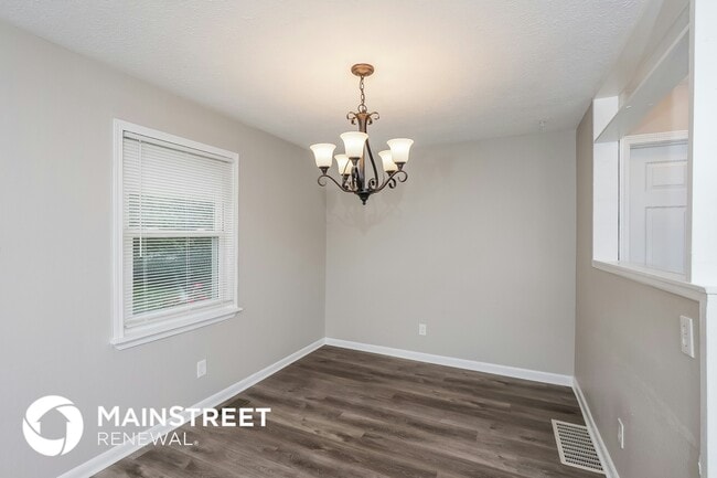 Photo - 803 Candleglow Ct