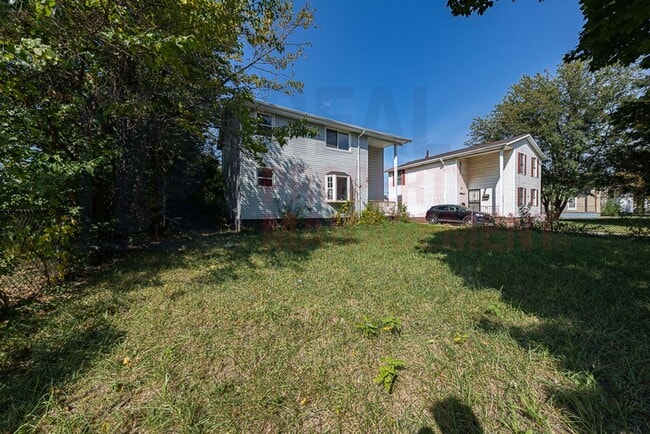 Photo - 5 bd, 2 ba, 1,548 Sq. Ft.