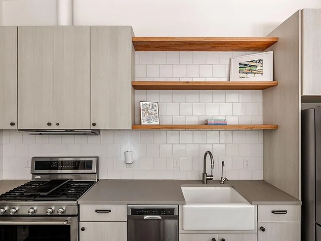 Photo - 2211 Canterbury St