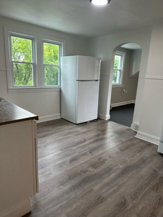 Photo - 255 Blakeslee St Unit 255 Blakeslee - Up