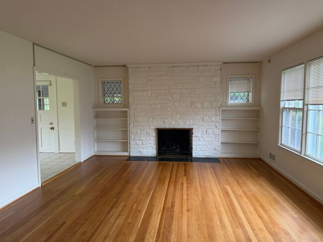Photo - 9220 Quintana Dr