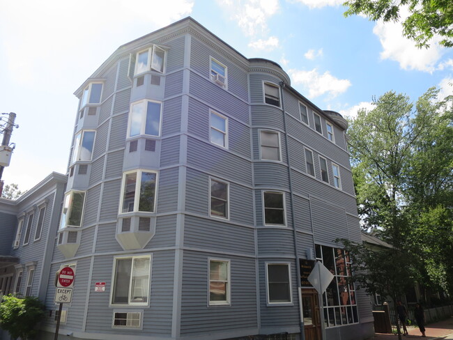 Photo - 12 Mount Auburn St Unidad 4