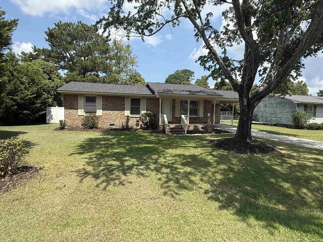 Building Photo - 615 Burcale Rd Cir
