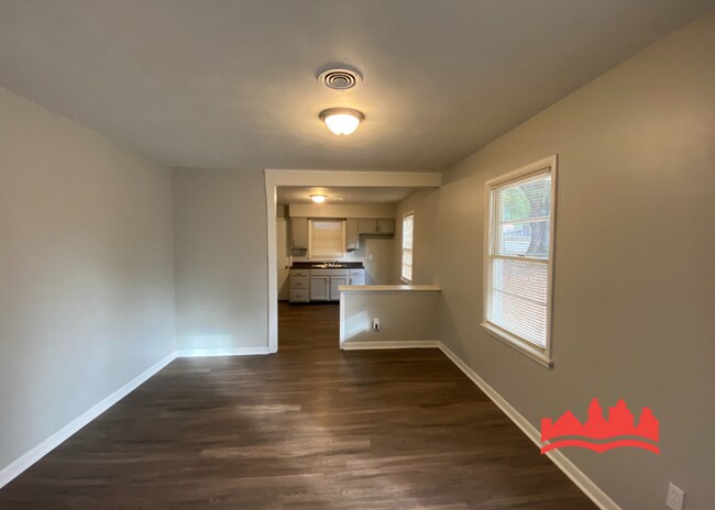 Photo - 1756 Cleoford Ave