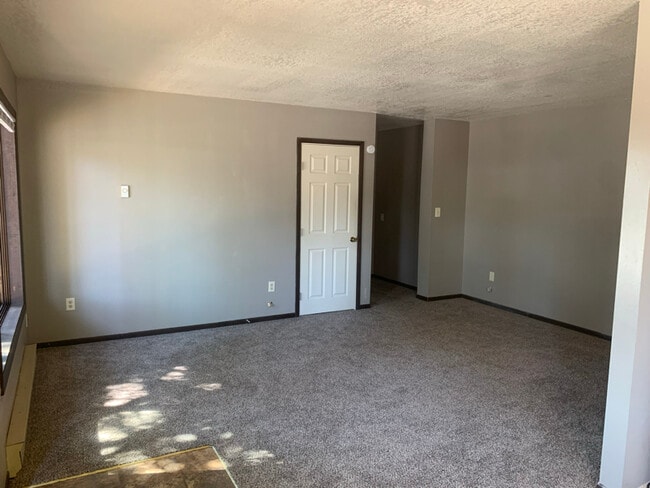 Photo - 204 Cedar St