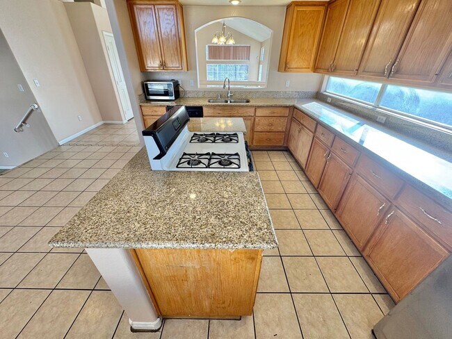 Photo - Charming home in a desirable Henderson neighborhood