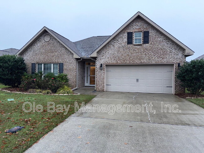 Building Photo - 10013 Summer Woods Cir N