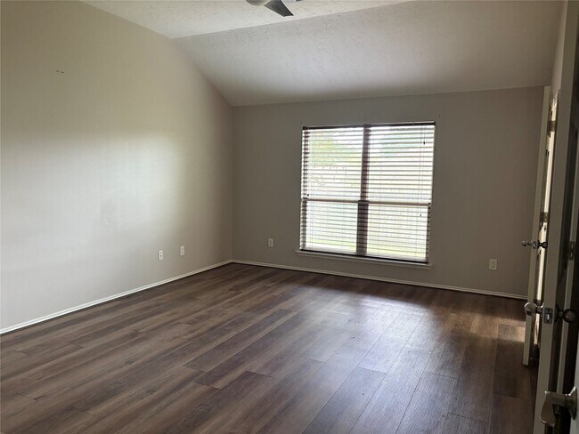 Photo - 18499 Sunrise Pines Dr