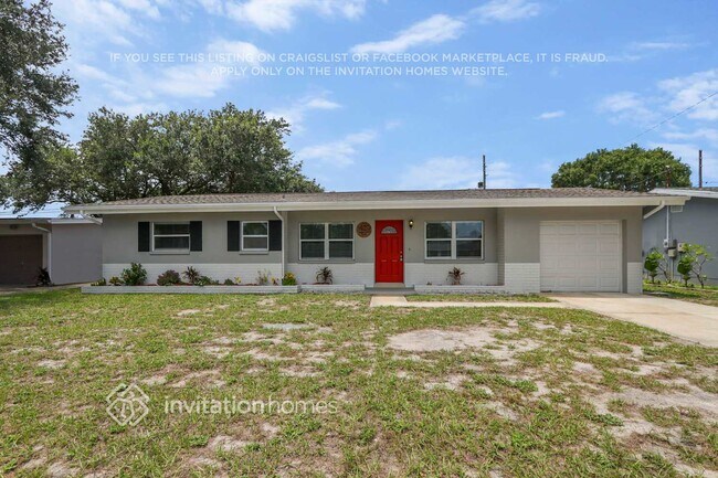 Photo - 1429 Regina Dr W