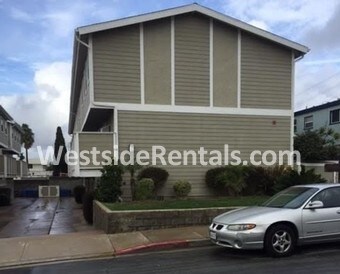 Photo - 2421 Vanderbilt Ln