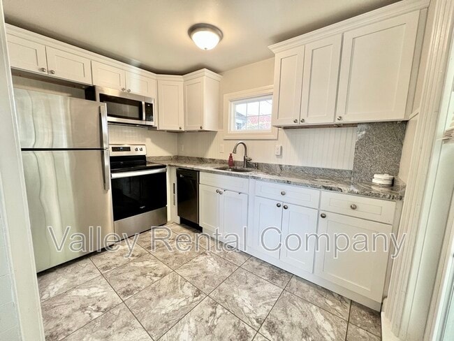 Photo - 2-4 Highland Avenue - 4B