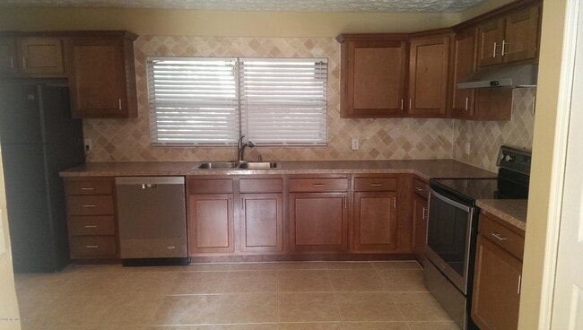 Photo - 4455 Rainer Rd