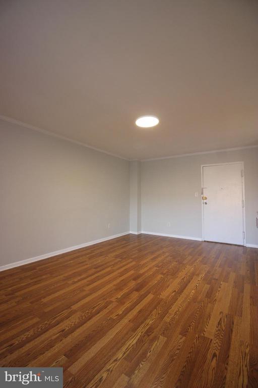 Photo - 1931 N Cleveland St Unit 306
