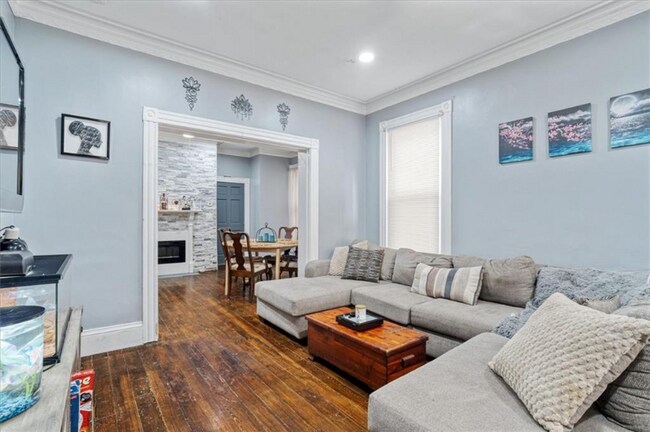 Photo - 249-251 Orms St Unit 1