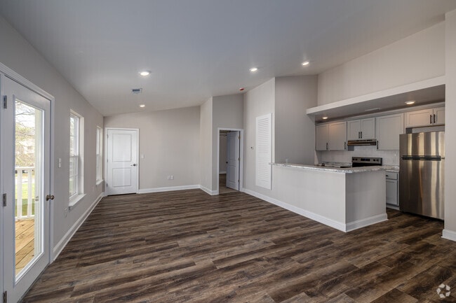 E2 2BR, 2BA - 1,120 SF - Living Room