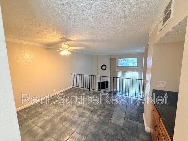 Photo - 2038 S Bon View Ave Unidad D