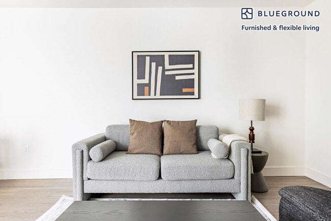 Photo - 2280 W El Camino Real Apartamento Unidad FL3-ID1959