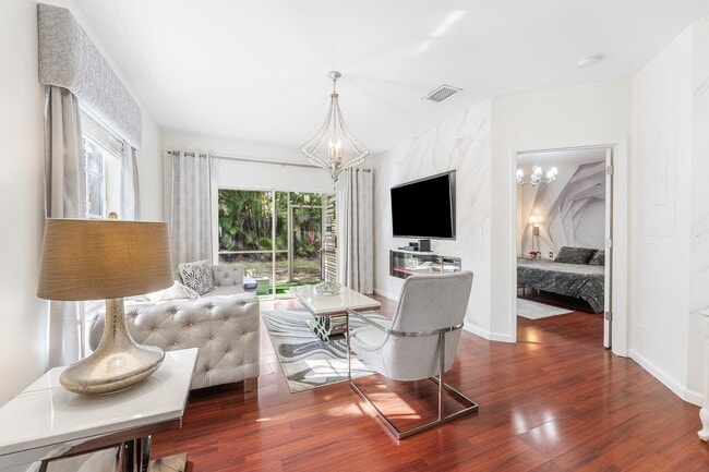 Photo - 20 S Lakeshore Dr