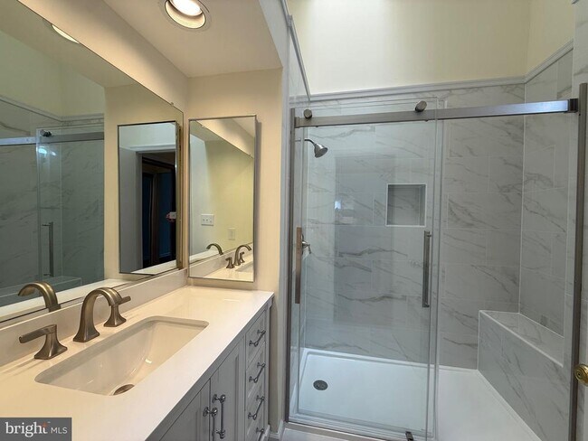 Photo - 7908 Crows Nest Ct Unit 32