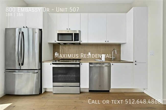 Photo - 800 Embassy Dr Unidad 507