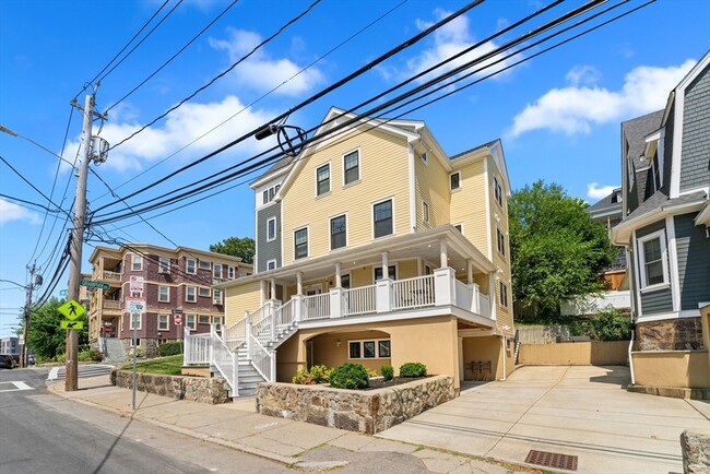Building Photo - 152-154 Savin Hill Ave Unit 1 Rental