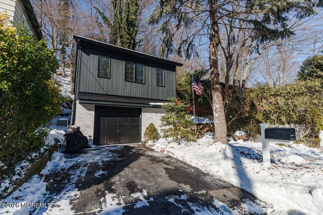 Building Photo - 94 Valley Ave