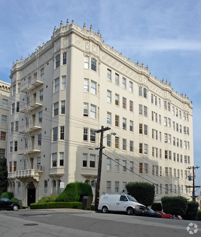 2200 Leavenworth
