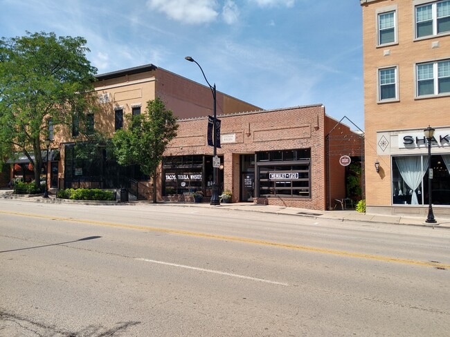 Photo - 601 N Milwaukee Ave Unit C
