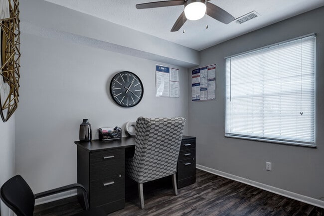 Photo - Briarcliff Plaza