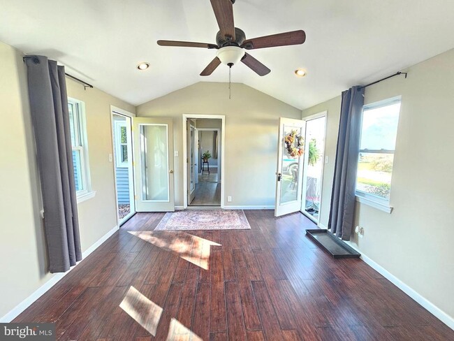 Photo - 11 Drexel Ave