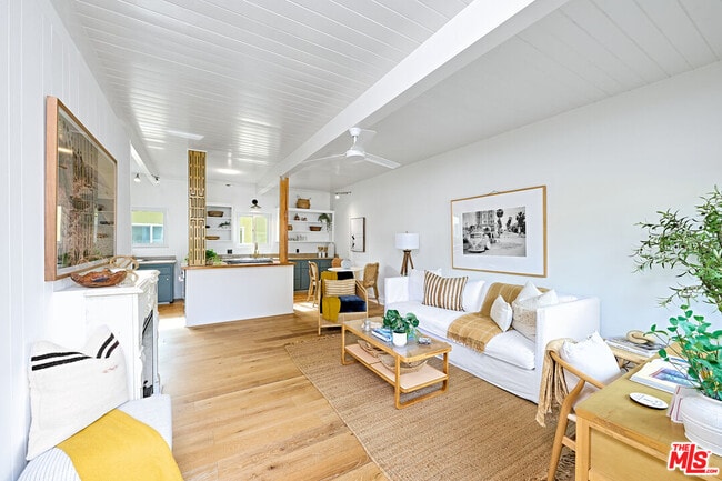 Building Photo - 2329 Kansas Ave Unit 6