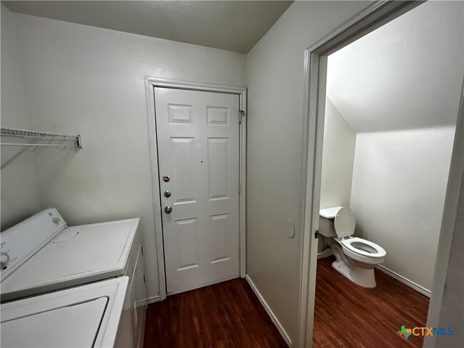 Photo - 125 Cedargrove