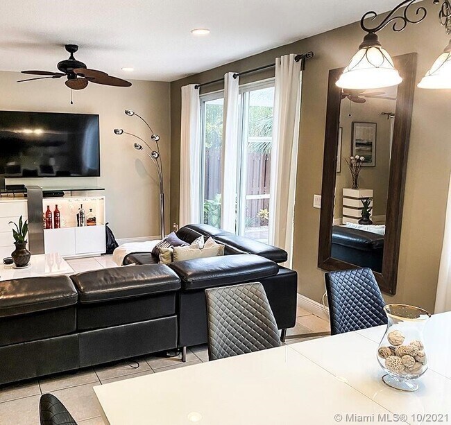 Photo - 3657 Asperwood Cir
