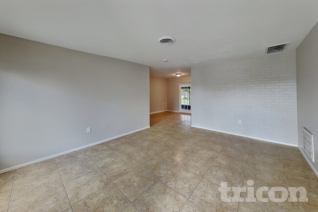 3708 Lei Dr