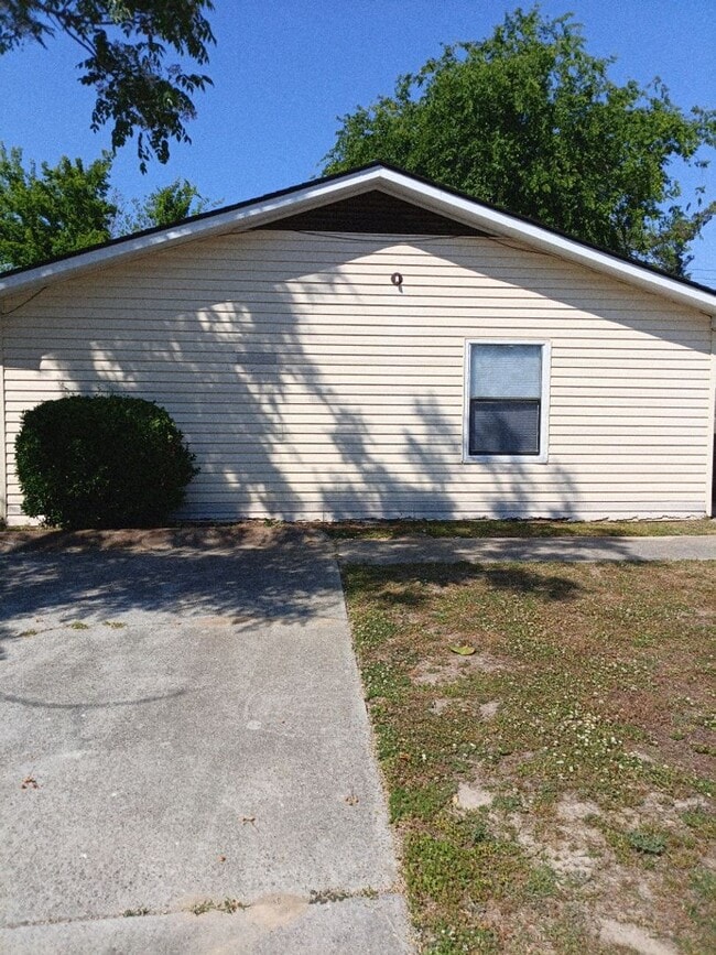 Photo - 1730 Hicks St Unit 1730 Hicks Street Apt B