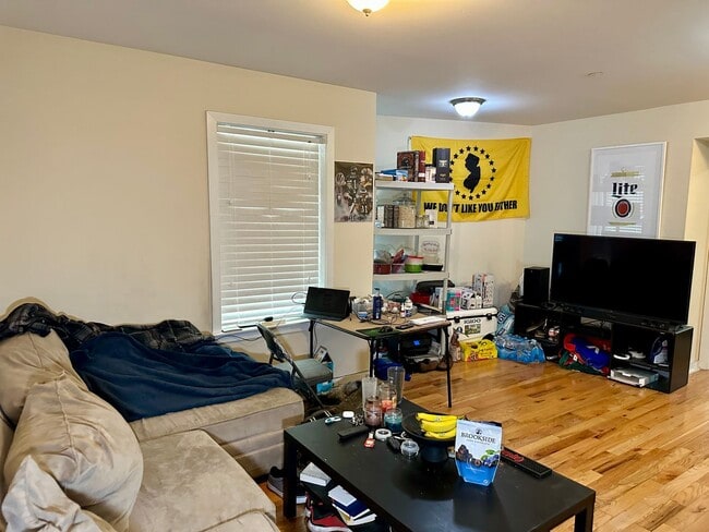 Photo - 4442 Cresson St Unit B