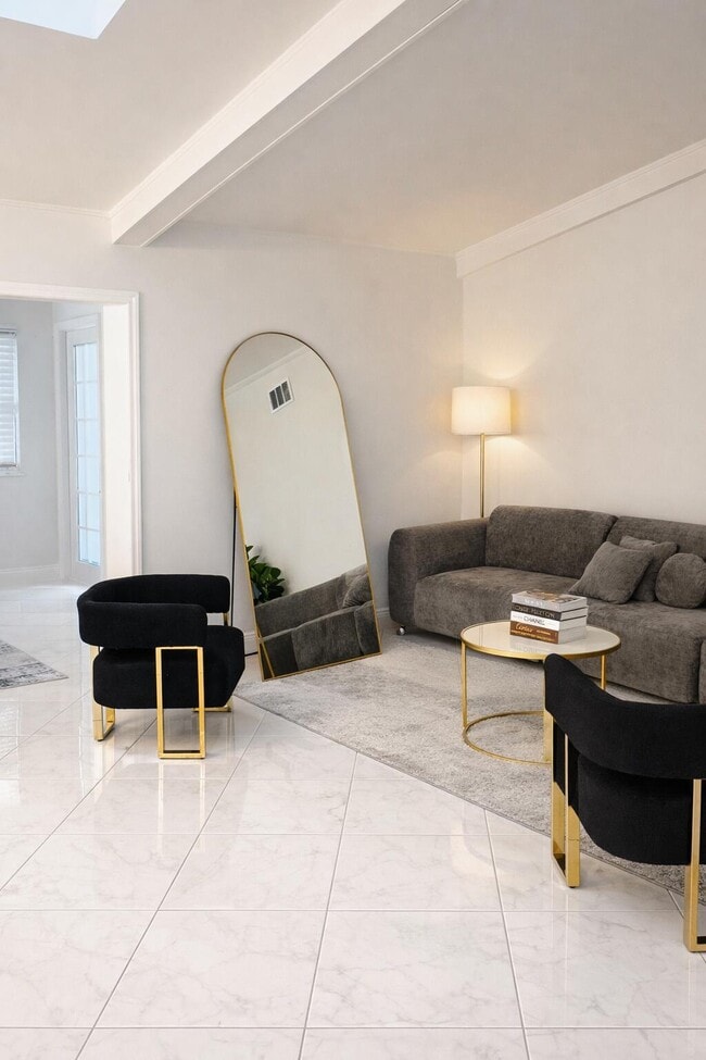 Photo - 9940 Liberty Rd