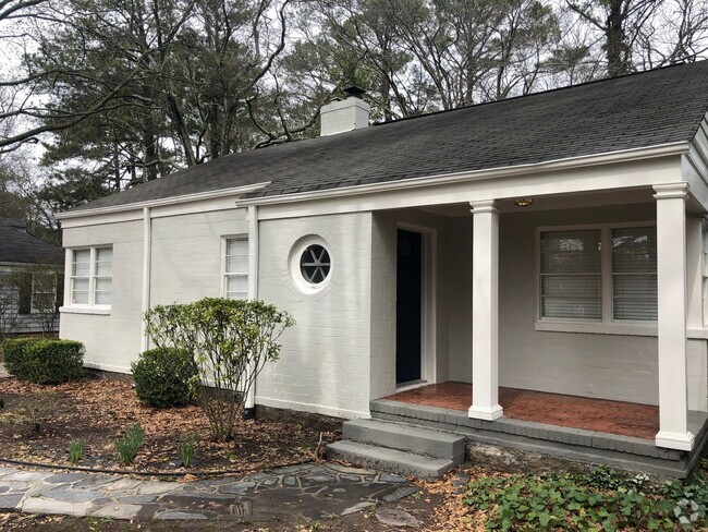 Building Photo - Great Emory Area Rental