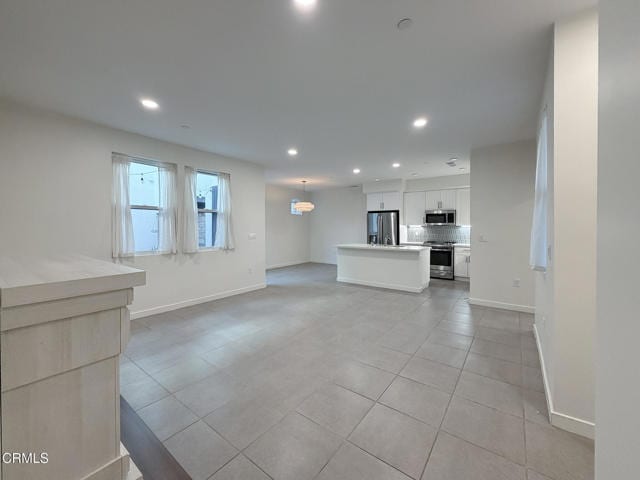 1568 E Thompson Blvd