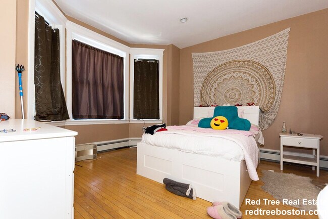 Photo - 183 Harvard Ave