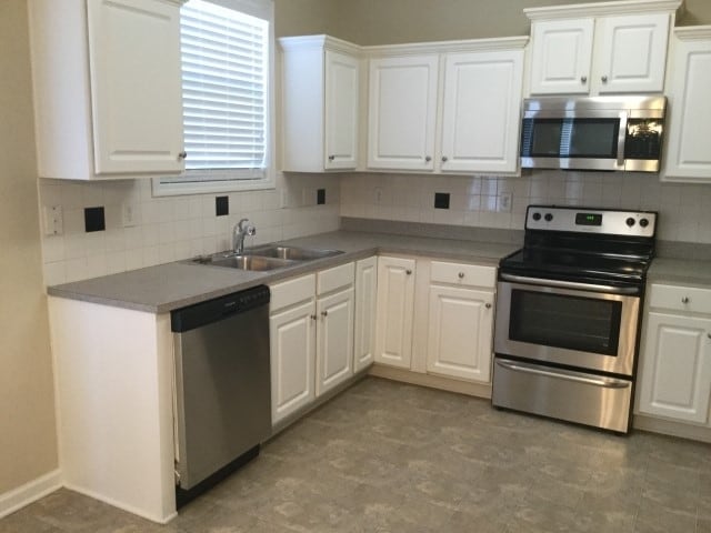 Photo - 6216 Roseway Ct