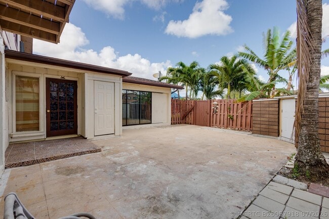 Photo - 4245 Landar Dr
