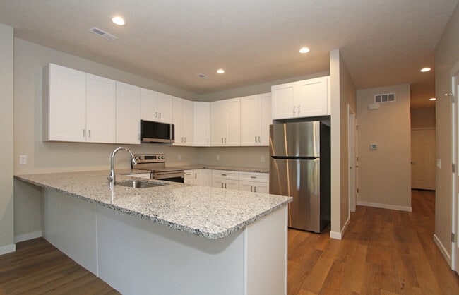 Photo - 5226 Bancroft Ave