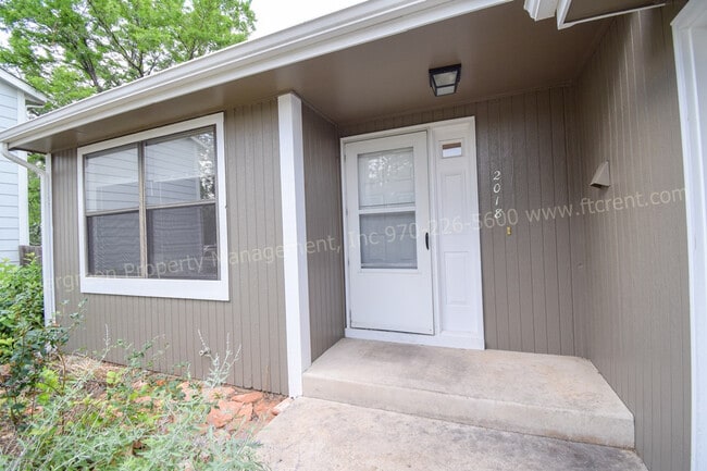 Photo - 2018 Lexington Ct